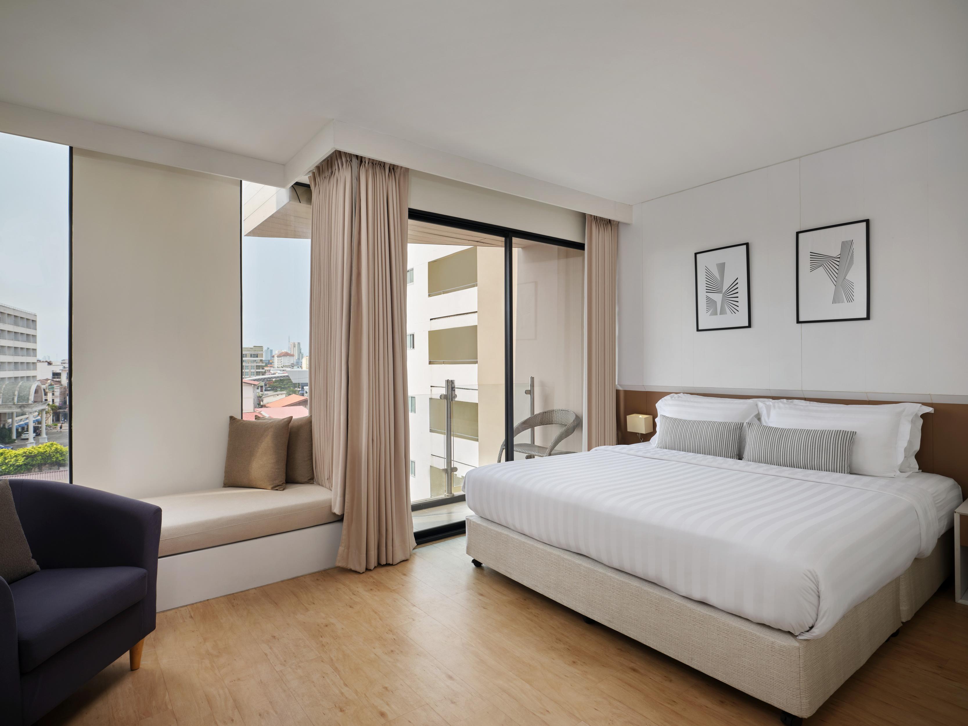 Aster Hotel And Residence By At Mind Патая Екстериор снимка