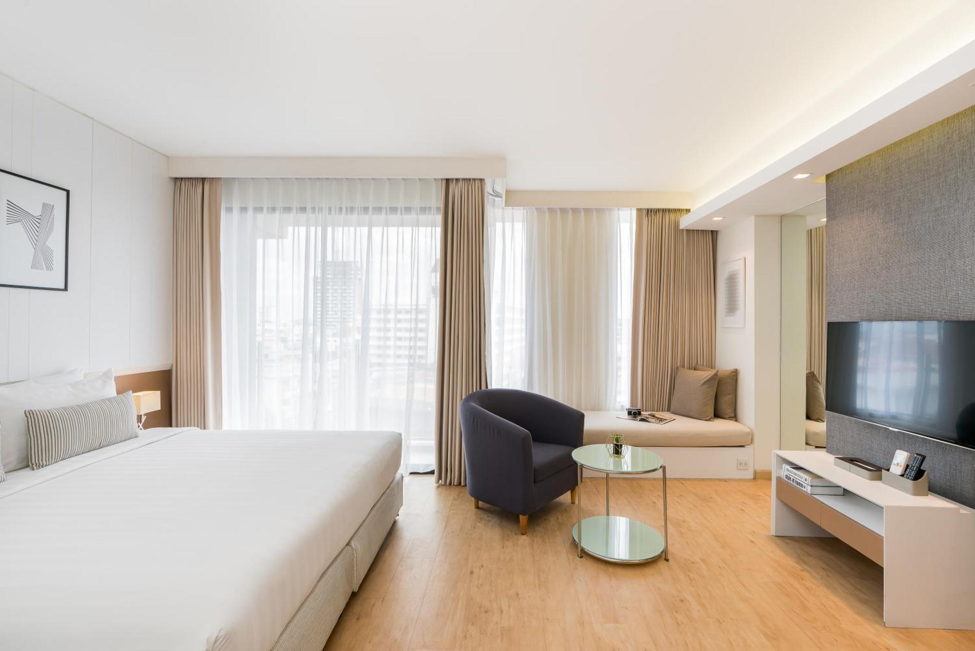 Aster Hotel And Residence By At Mind Патая Екстериор снимка